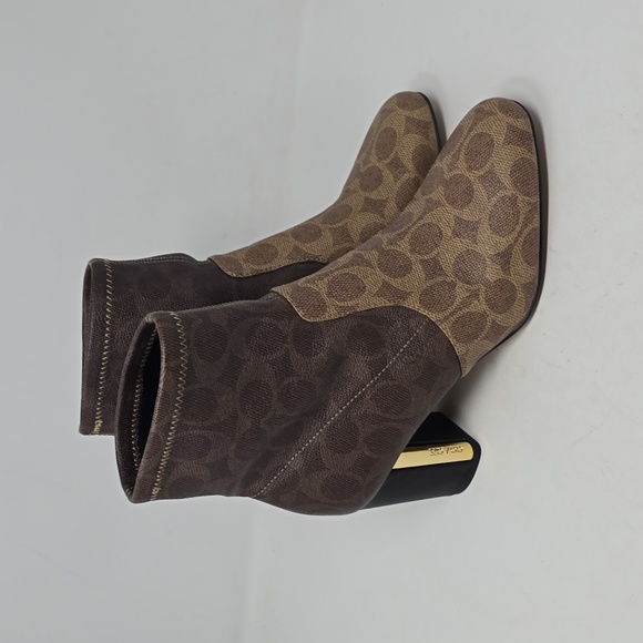 Coach Signature Margot Heeled Bootie Ankle Boots Size 6.5 - Picture 3 of 6